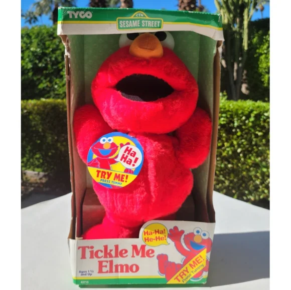 NWT NRFB The Original Tickle Me Elmo, 1996